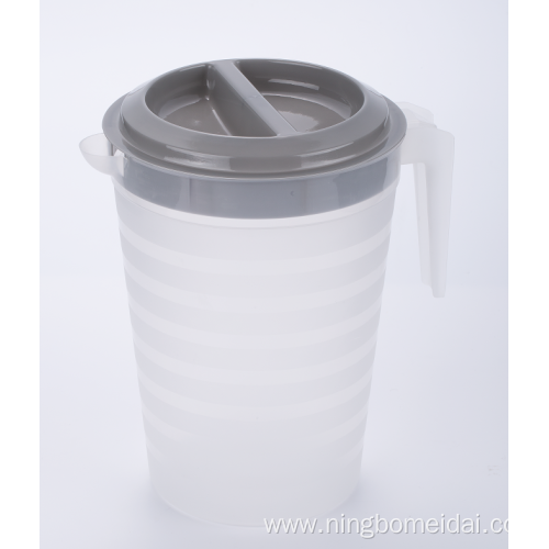 Plastic water jug 4L with 4pcs drinking cup